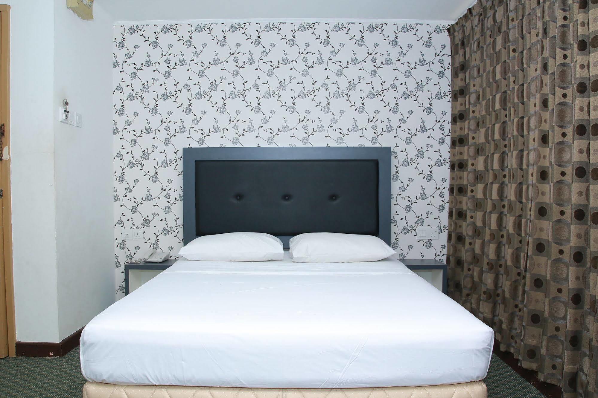 De La Hotel กวนตัน ภายนอก รูปภาพ