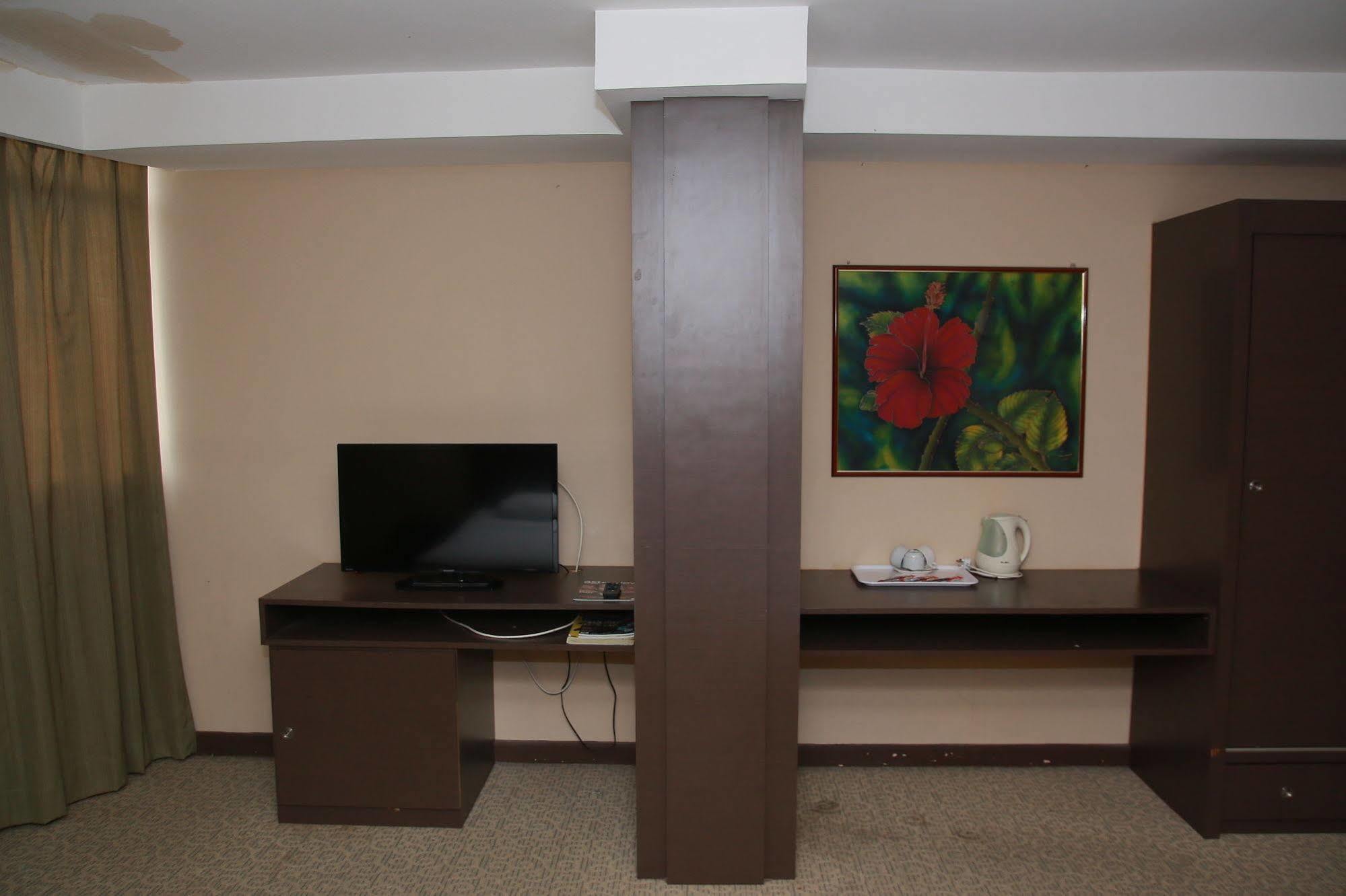 De La Hotel กวนตัน ภายนอก รูปภาพ